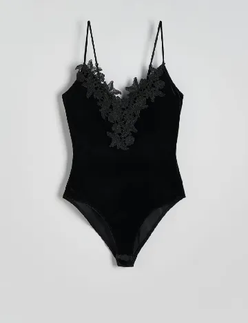 Body Reserved, negru