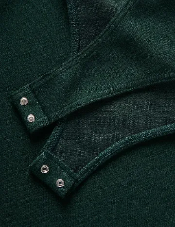 Body Reserved, verde