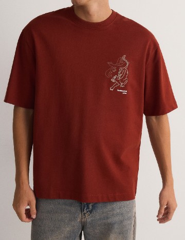 Tricou Reserved, maro