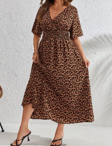 Rochie medie SHEIN CURVE, animal print
