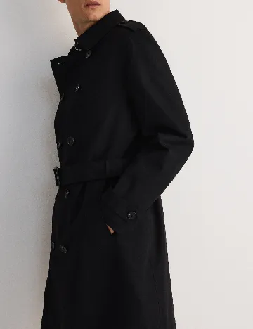 Trench Reserved, negru