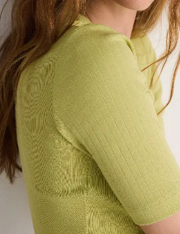 Tricou Reserved, verde