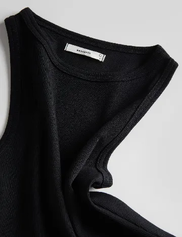 Top Reserved, negru