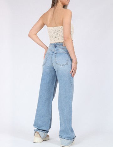 Top Pieces, crem