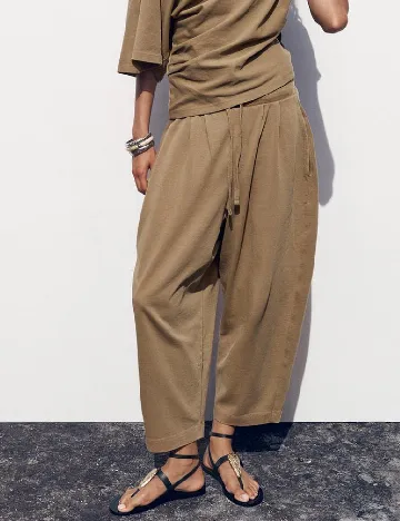 Pantaloni Zara, maro
