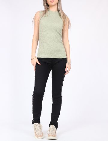 Top Pieces, verde