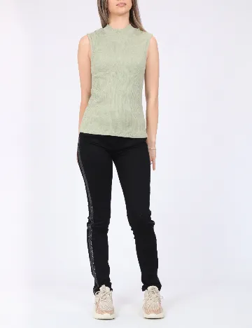 Top Pieces, verde