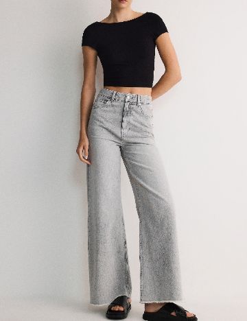 Top Reserved, negru