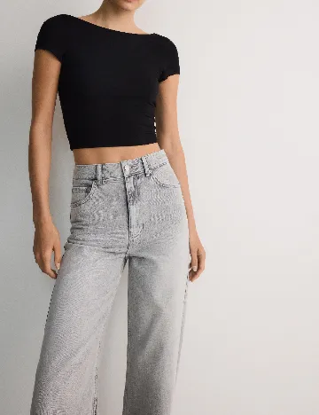 Top Reserved, negru