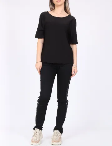 Tricou Only, negru