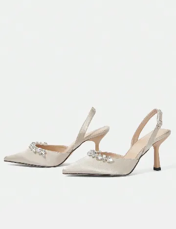 Pantofi SHEIN, crem