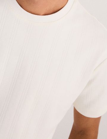 Tricou Reserved, crem
