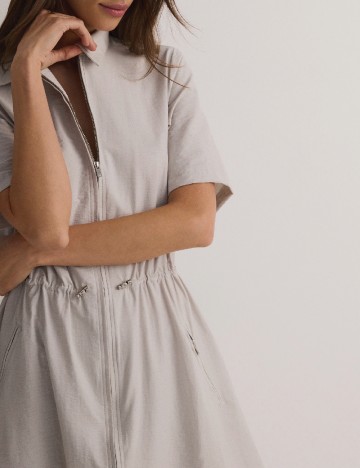 Rochie medie Reserved, gri deschis