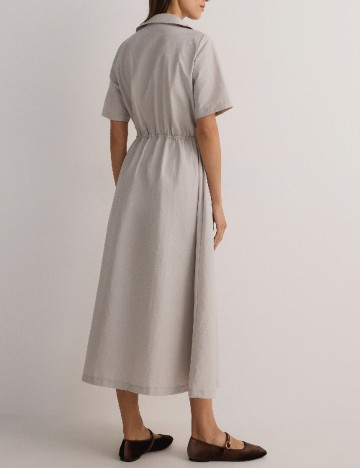 Rochie medie Reserved, gri deschis