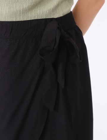 Fusta Pieces, negru