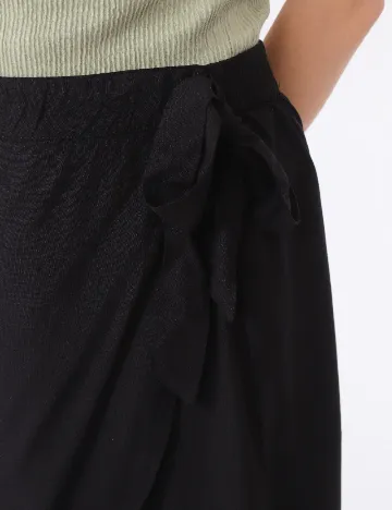 Fusta Pieces, negru