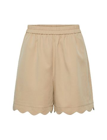Pantaloni scurti Pieces, crem