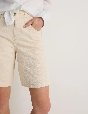 Pantaloni scurti Reserved, crem