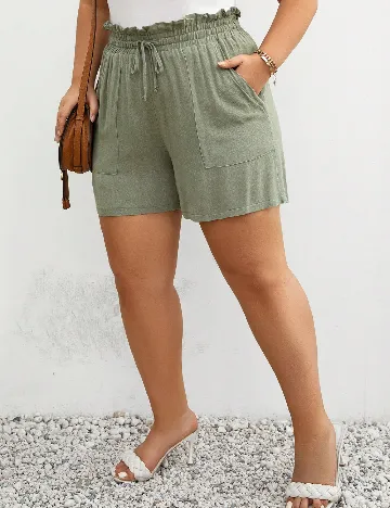 Pantaloni scurti SHEIN CURVE, verde