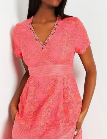 Rochie medie Coast, roz
