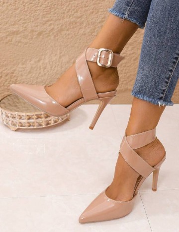 Pantofi SHEIN, maro