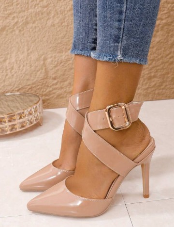 Pantofi SHEIN, maro