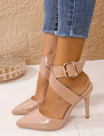 Pantofi SHEIN, maro