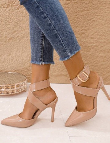Pantofi SHEIN, maro