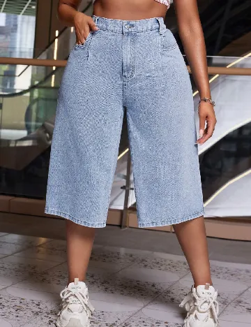 Pantaloni scurti SHEIN CURVE, albastru