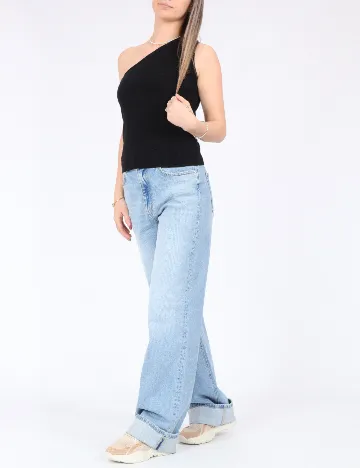 Maiou Pieces, negru