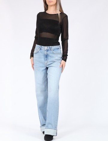 Body Only, negru