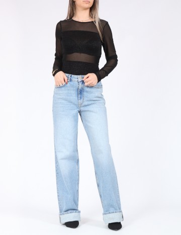 Body Only, negru