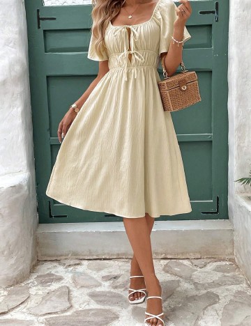 Rochie medie SHEIN, crem