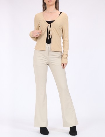 Cardigan Pieces, maro
