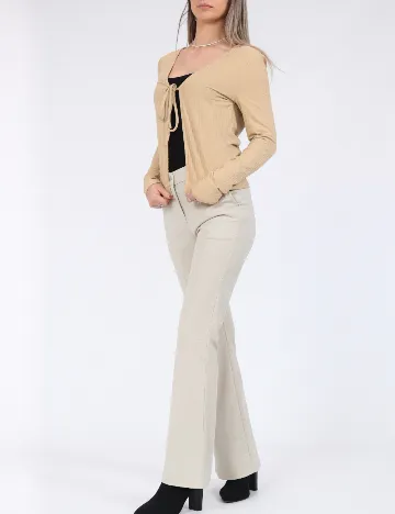 Cardigan Pieces, maro