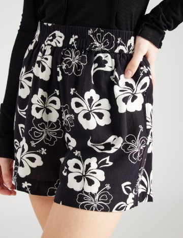 Pantaloni scurti Pieces, negru