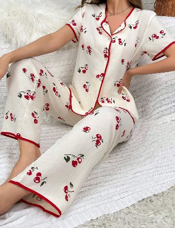 Pijama SHEIN, crem