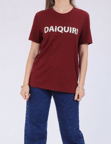 Tricou Only, visiniu