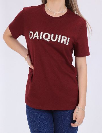 Tricou Only, visiniu
