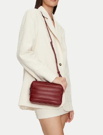 Geanta Calvin Klein, visiniu