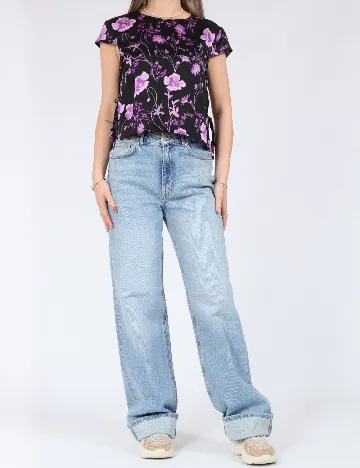 Top Something New, negru