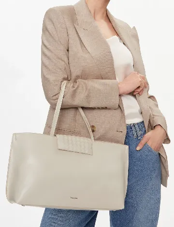 Geanta Calvin Klein, bej