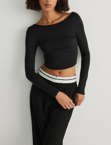 Top Reserved, negru