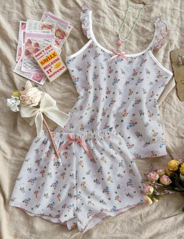 Pijama SHEIN, mov