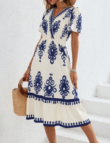 Rochie medie SHEIN, crem