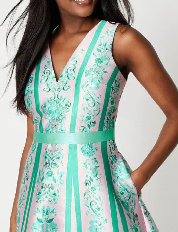 Rochie medie Coast, roz