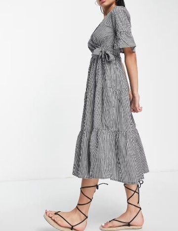 Rochie medie Influence, alb/negru