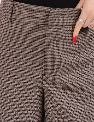 Pantaloni scurti Only, maro