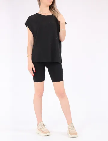 Tricou Only, negru