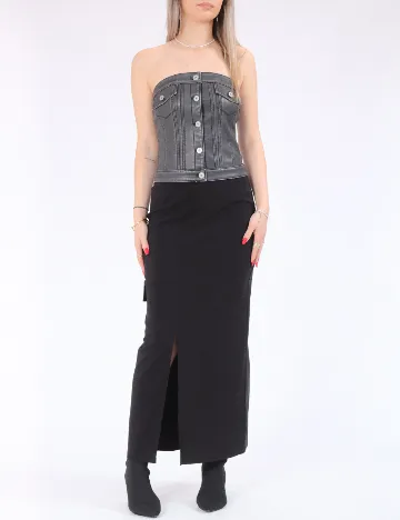 Fusta Only, negru